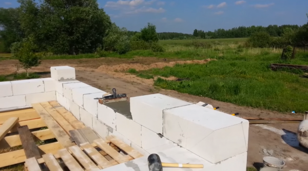 Бюджетная баня своими руками