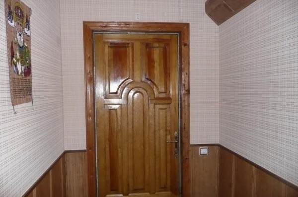 Дизайн стен в прихожей: выбираем декор, цвет и вид