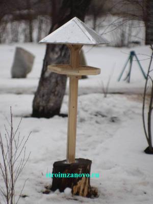  
Как сделать кормушку для птиц