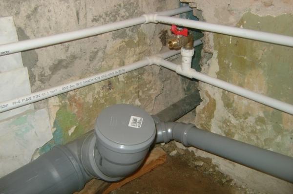 Замена канализации в доме: этапы выполнения работ Замена канализации в доме: этапы выполнения работ