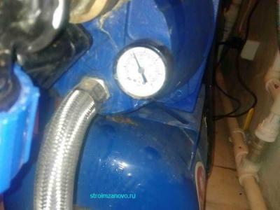  
Проржавел фланец гидроаккумулятора насосной станции. Что делать?