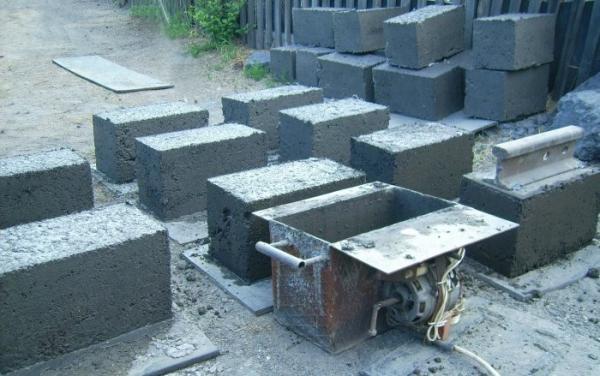 Как сделать шлакоблоки своими руками