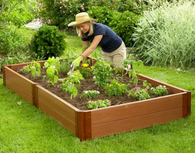 Грядки из пластиковой доски + фото