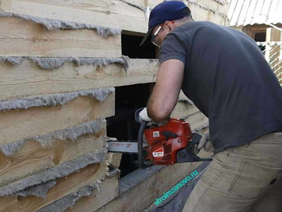  
Окосячка в деревянном доме