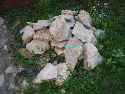  
Дорожка из камня