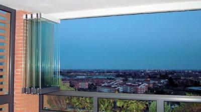 Безрамное остекление балконов и лоджий