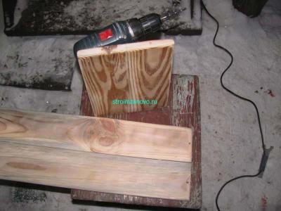  
Как сделать книжную полку