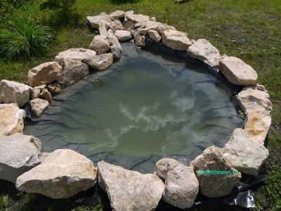  
Пруд на даче