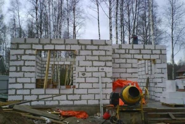 Как сделать шлакоблоки своими руками