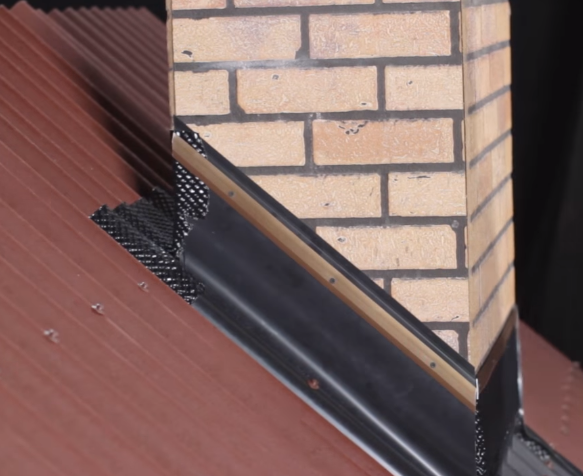 Покрытие крыши ондулином