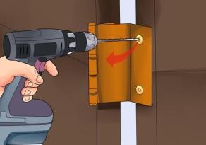 Покраска деревянных дверей