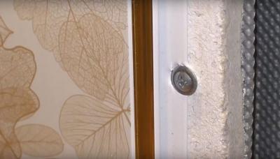 Отделка туалета ПВХ панелями — выбор материала и пошаговая инструкция по монтажу Отделка туалета ПВХ панелями — выбор материала и пошаговая инструкция по монтажу