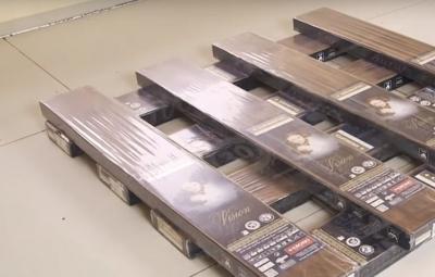 Пленка под ламинат — для чего нужна, как выбирать и укладывать