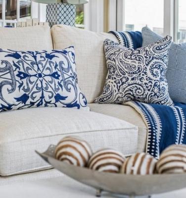 Морской стиль интерьера для загородного дома: особенности и примеры оформления Морской стиль интерьера для загородного дома: особенности и примеры оформления