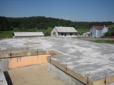 Устройство монолитного перекрытия по профнастилу Устройство монолитного перекрытия по профнастилу