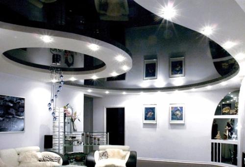 Роль тёмного потолка в дизайне интерьера