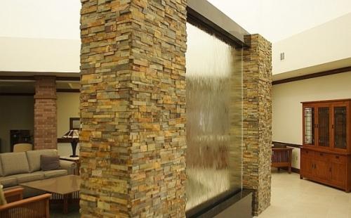 Водяная стена в  интерьере