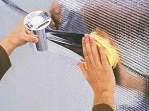 Фольга для бани какую лучше выбрать: критерии для выбора, как правильно обшить баню фольгой Фольга для бани какую лучше выбрать: критерии для выбора, как правильно обшить баню фольгой