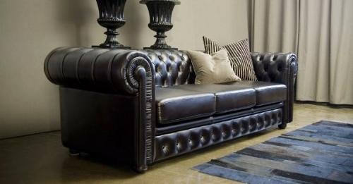 Как ухаживать за кожаным диваном