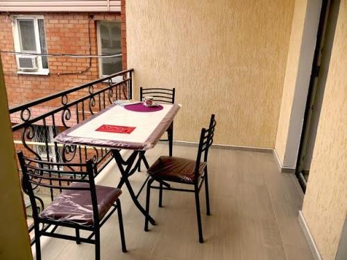 Как подобрать мебель для балкона