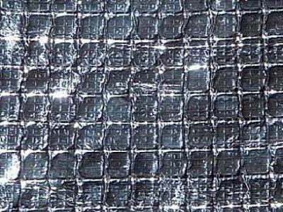 Фольга для бани какую лучше выбрать: критерии для выбора, как правильно обшить баню фольгой Фольга для бани какую лучше выбрать: критерии для выбора, как правильно обшить баню фольгой