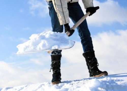 Как выбрать лопату для снега