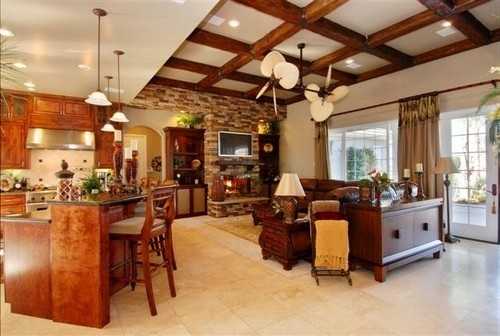 Как украсить потолок