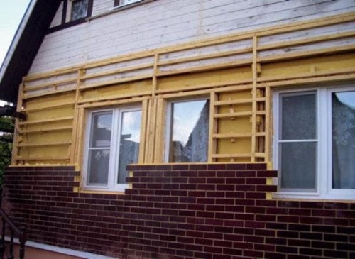 Чем утеплить фасад дома: варианты утеплителя