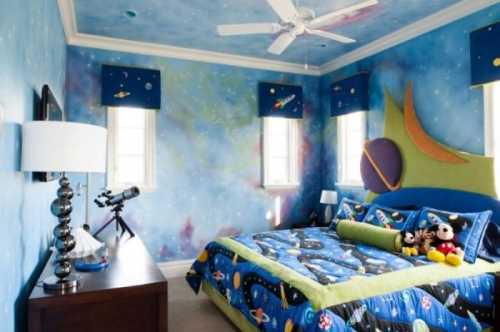 Детская комната в космическом стиле