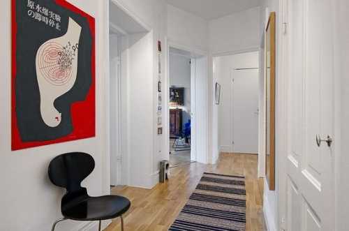 Дизайнерские вещи в современном интерьере