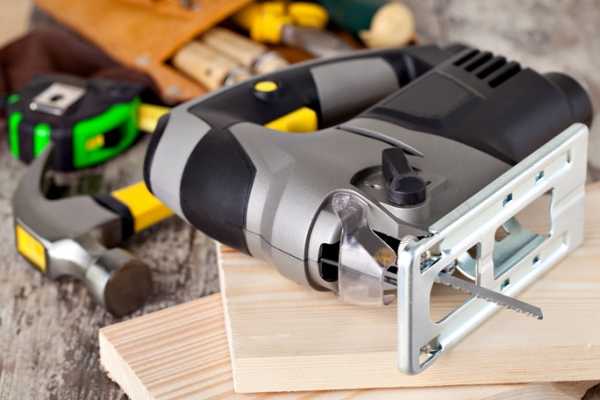 Чем и как резать гипсокартон: выбор лучшего инструмента из трех кандидатов