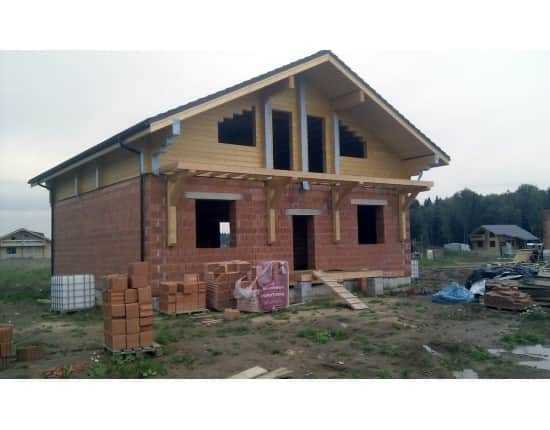 Проекты комбинированных домов из кирпича и дерева